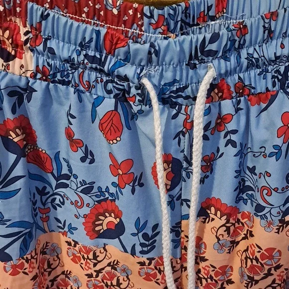 Floral Patchwork Flare Pants - Picture 4 of 6